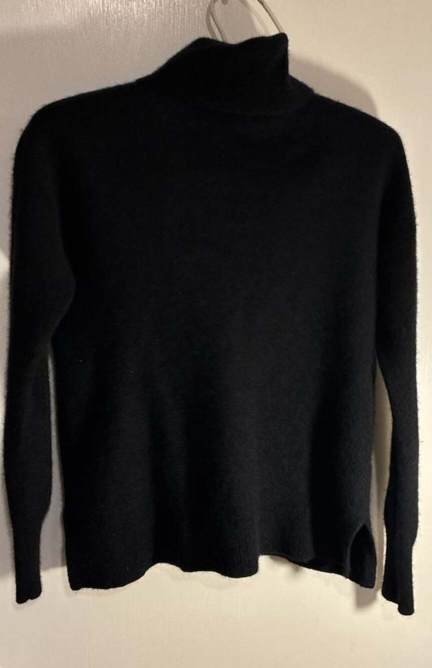 Nordstrom 100% Cashmere Turtleneck Sweater